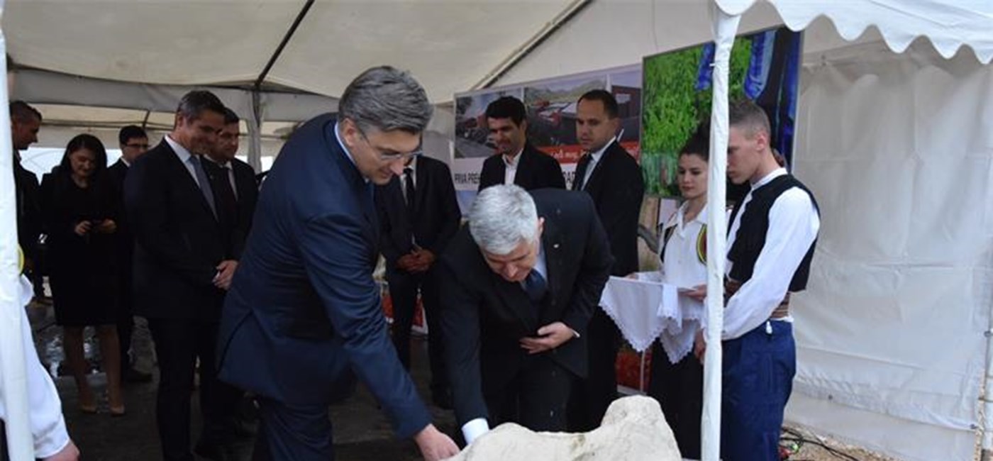 Plenković položio temeljni kamen za tvornicu Podravke u Hercegovini